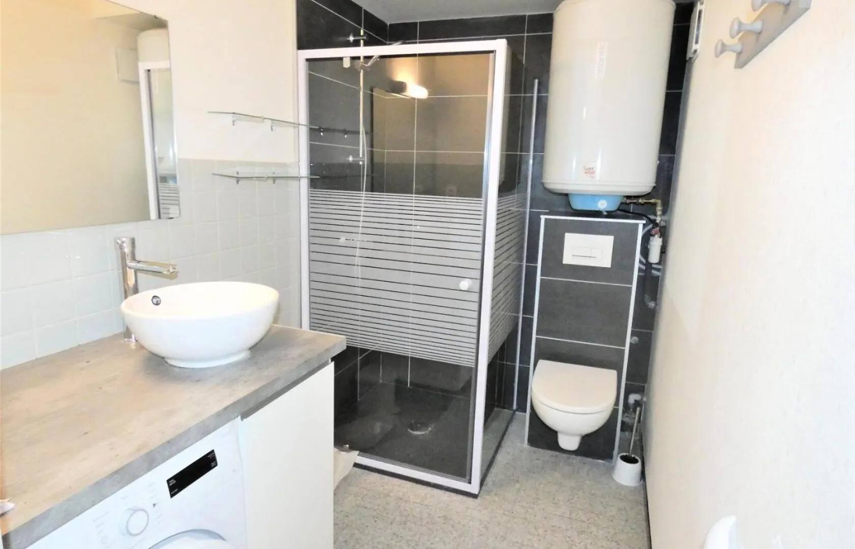 Residence Le Chateau Durieux 2 - Studio Proche Commerces ! Mae-7214 إيكس ليه با 0*, إيكس ليه با